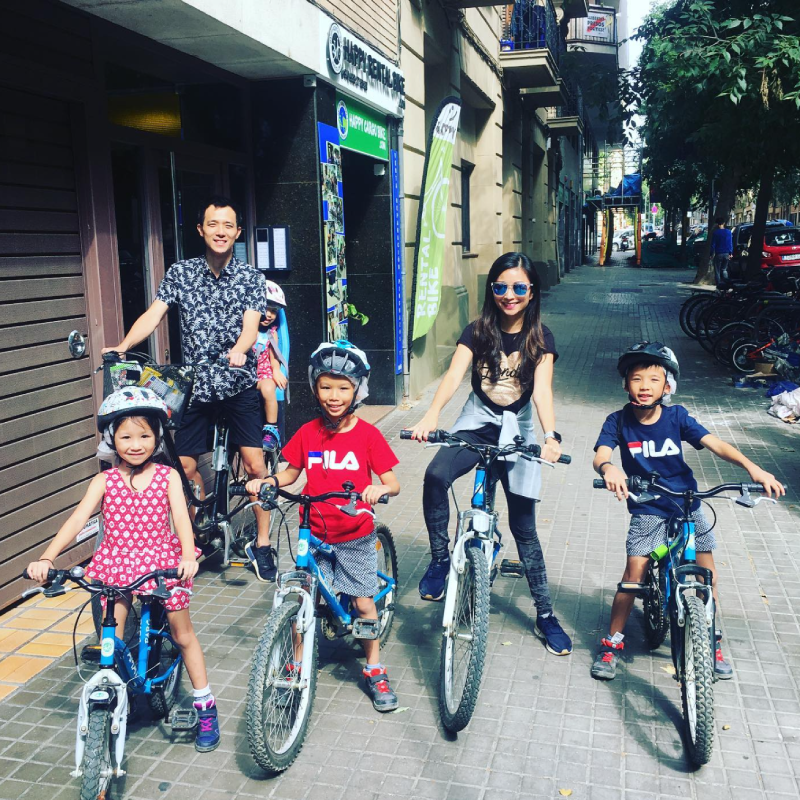 Kids and parents renting bikes at Happy rental bike